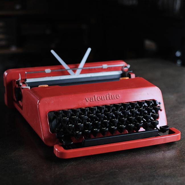 OLIVETTI Valentine タイプライター インクリボン交換済み – zakka