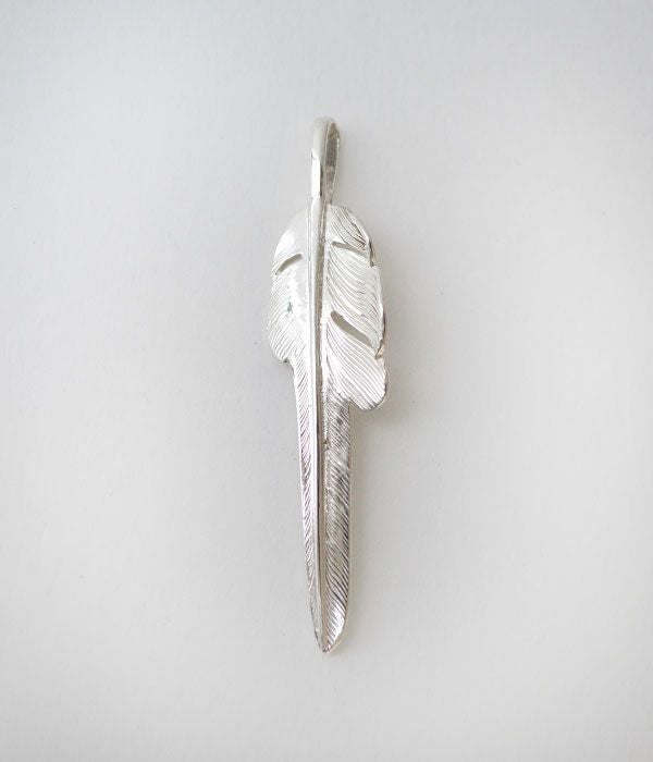 ラリースミス (LARRY SMITH) KAZEKIRI FEATHER PENDANT No.29, MEDIUM