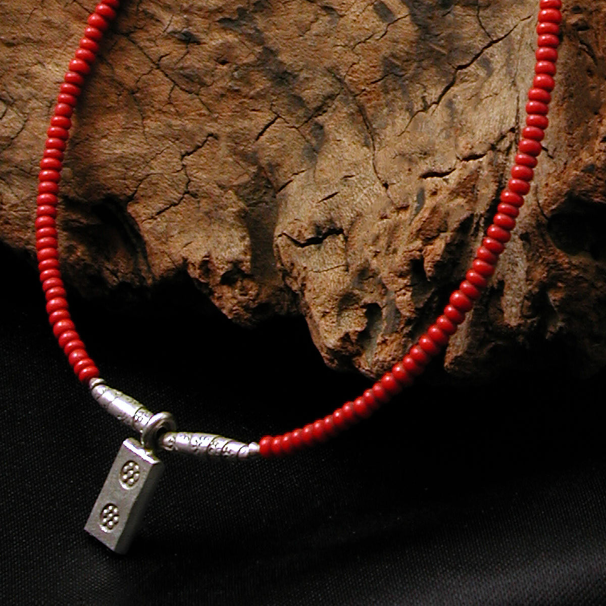 楽天市場】カレン 族 シルバー チベット系民族 アンティークビーズ 赤