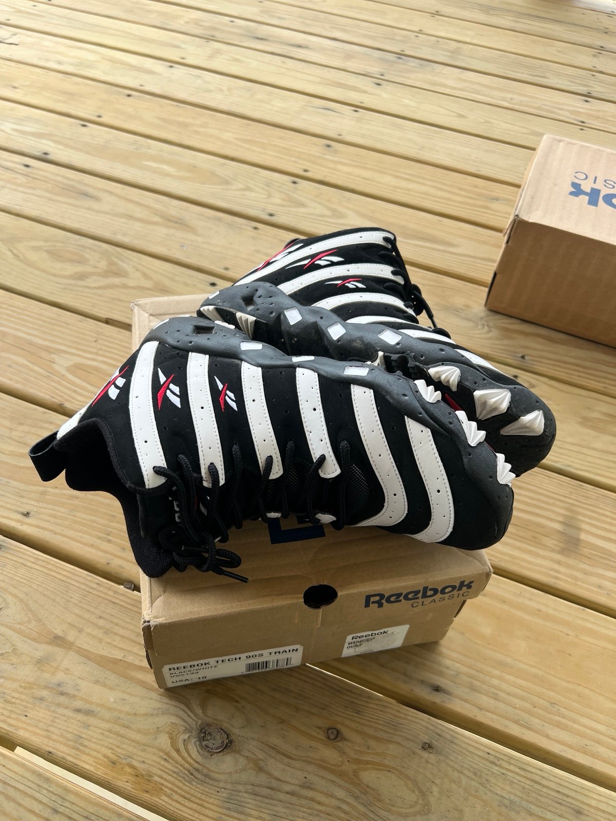 Reebok big hurt 10 (43) | Mercari