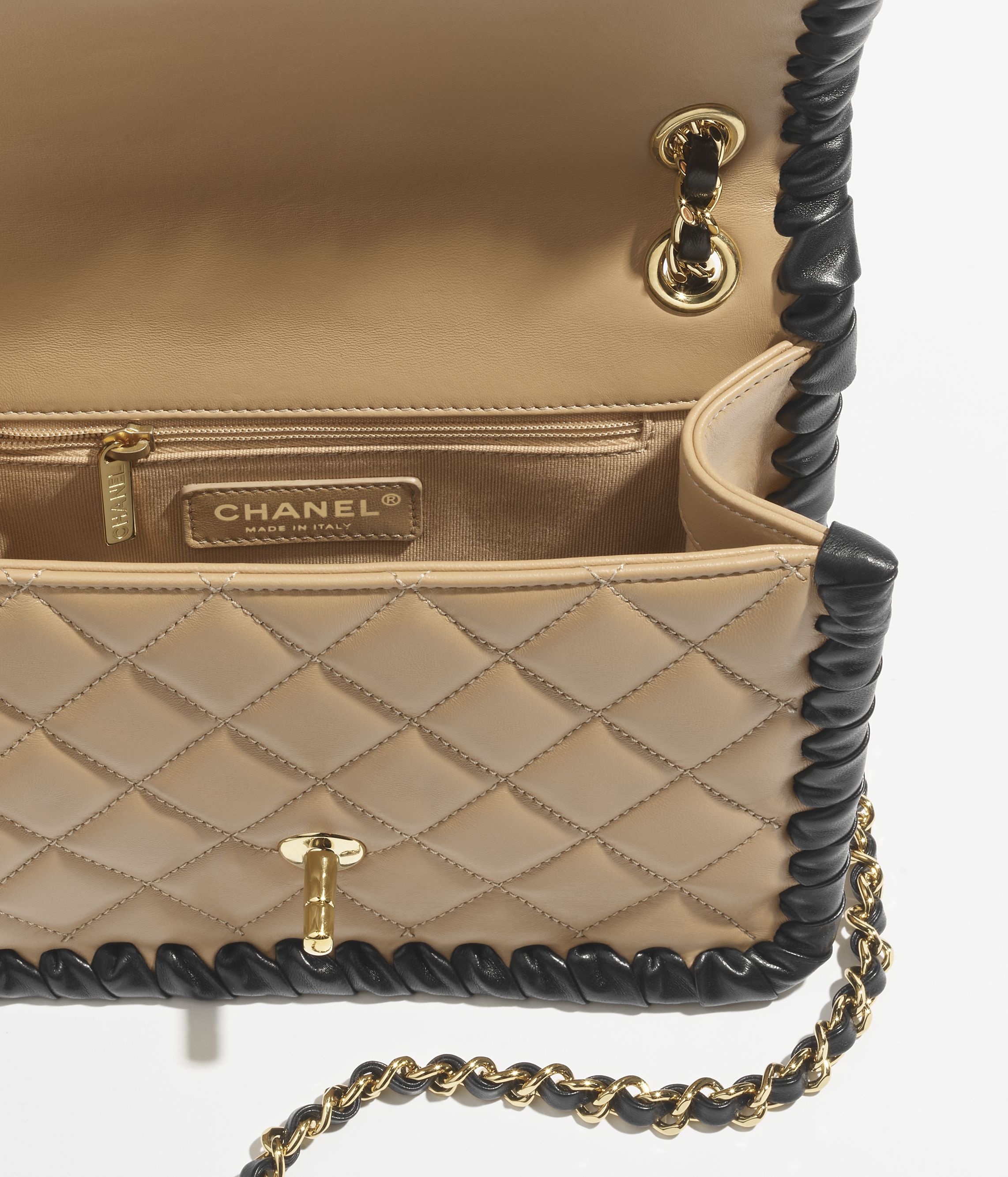 スモール フラップ バッグ、ラムスキン & ブレード カーフスキン