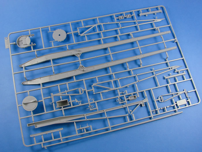 Takom Kit No. 2030 - V-2 Rocket, Meillerwagen, Hanomag SS100
