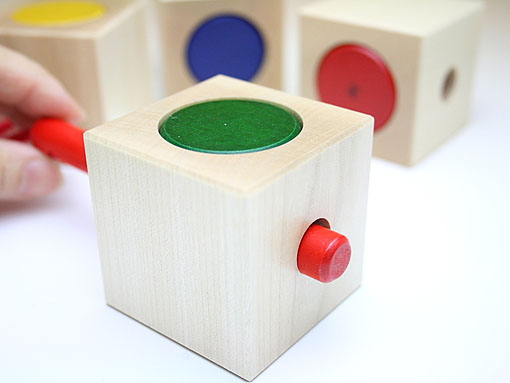 木のおもちゃ カルテット / ネフ社/naef シグナ | ひも通し (スイス)