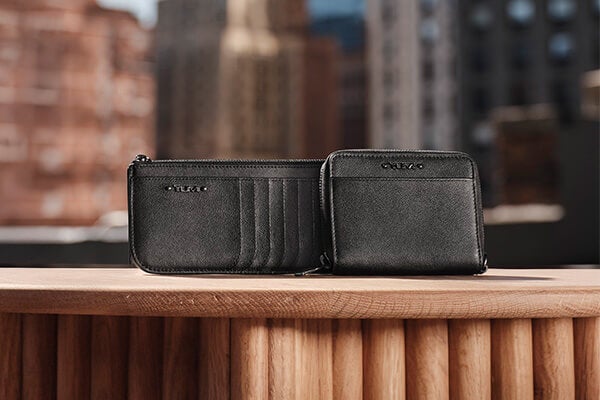 TUMI ALPHA（アルファ） ガーメント・バッグ・トライフォールド