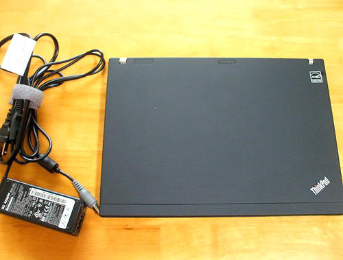 Thinkpad X201レビュー メモリ追加やHDD換装も簡単！頑丈なモバイル