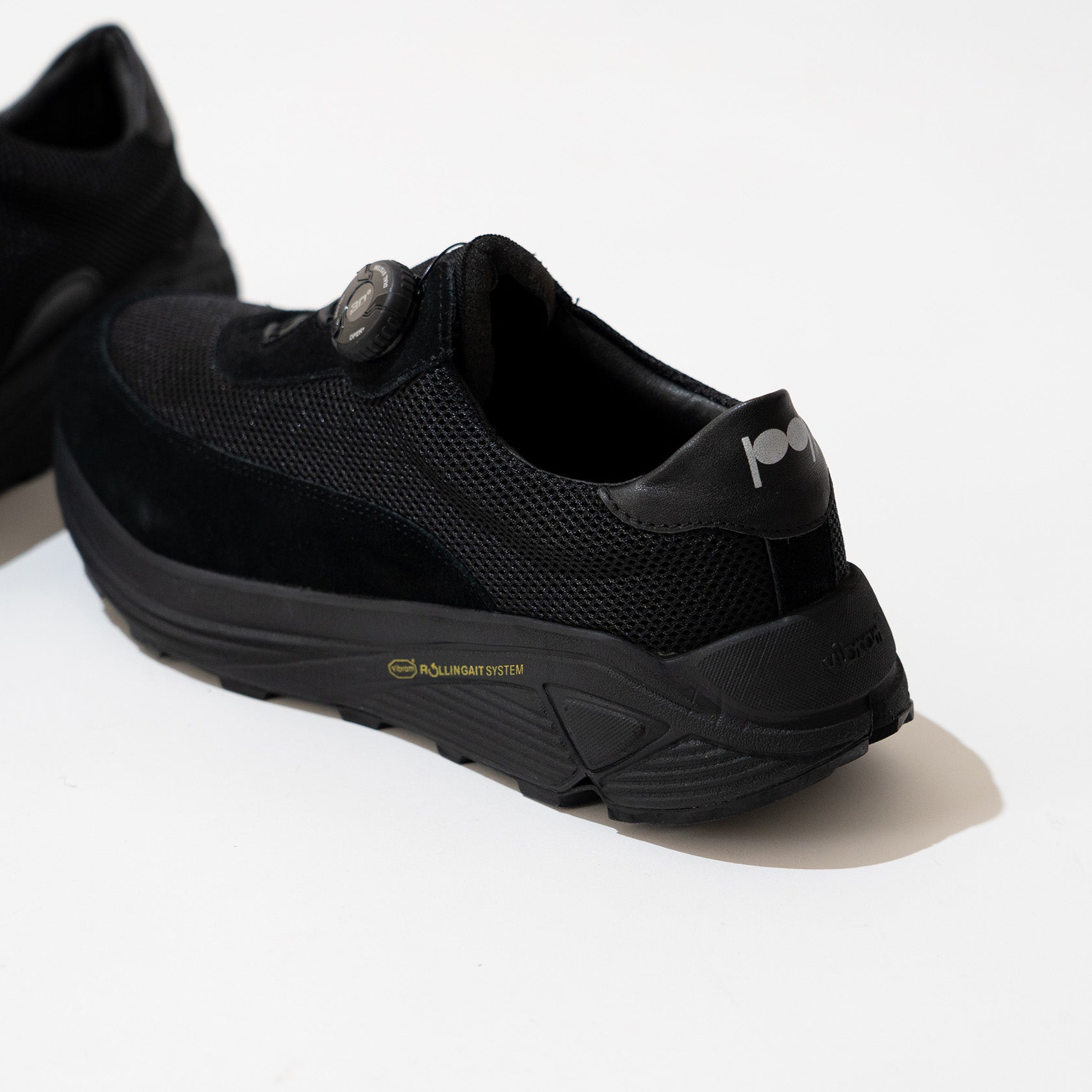 pg NEW DAWN BLK/BLK – YUEN