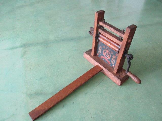 綿繰り機（綿実取機） 製造元：大森製作所 ＜小千谷市岩沢＞