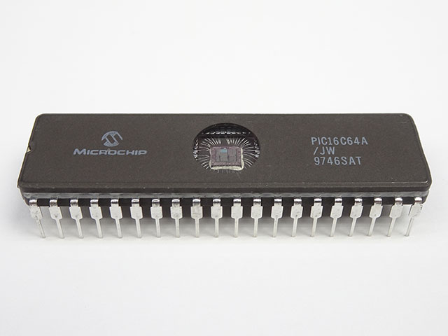 PICマイコン PIC16C64A/JW: 半導体 秋月電子通商-電子部品・ネット通販