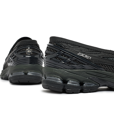 Buy New Balance 1906 Loafer (U1906LAI) in black | U1906LAI | solebox