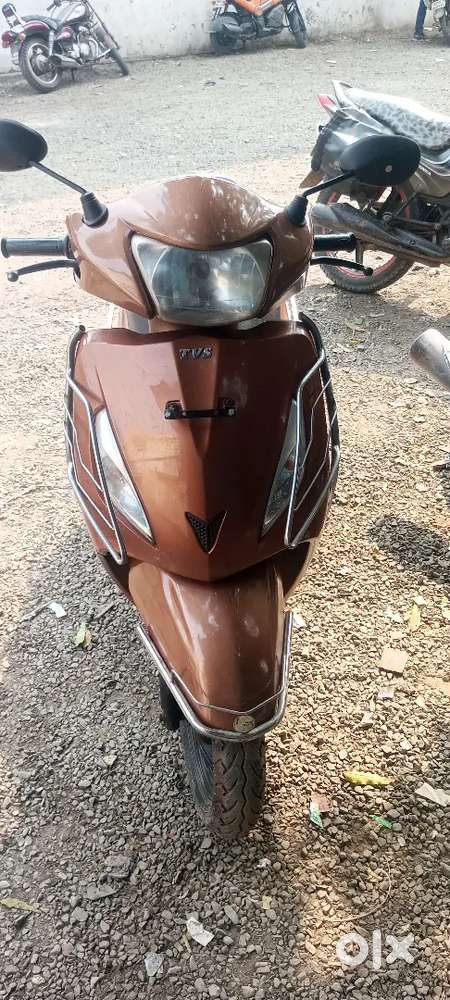 Second owner gadi Hai 2019 model - Scooters in Bahadurganj, Ujjain