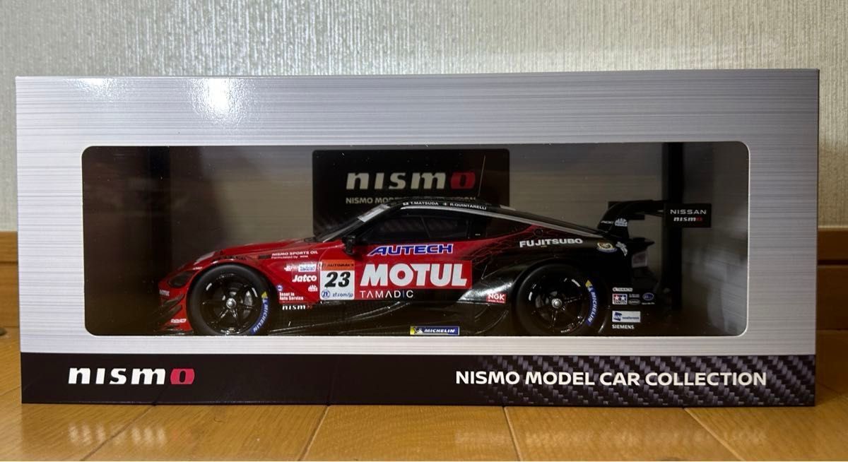 ニスモフェスティバル SUPERGT 1/18 ミニカー MOTUL AUTECH Z GT500
