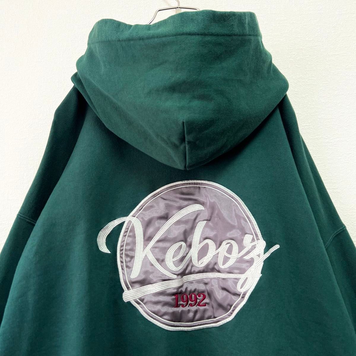 超人気】Keboz ケボズ 背面ビッグロゴ 刺繍 パーカー オーバーサイズ