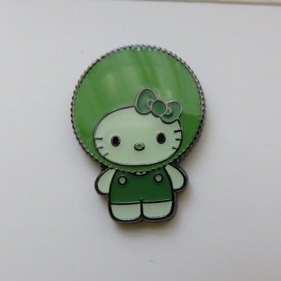 大阪関西万博日本館ハローキティ藻類ピンバッジ2個セット｜Yahoo