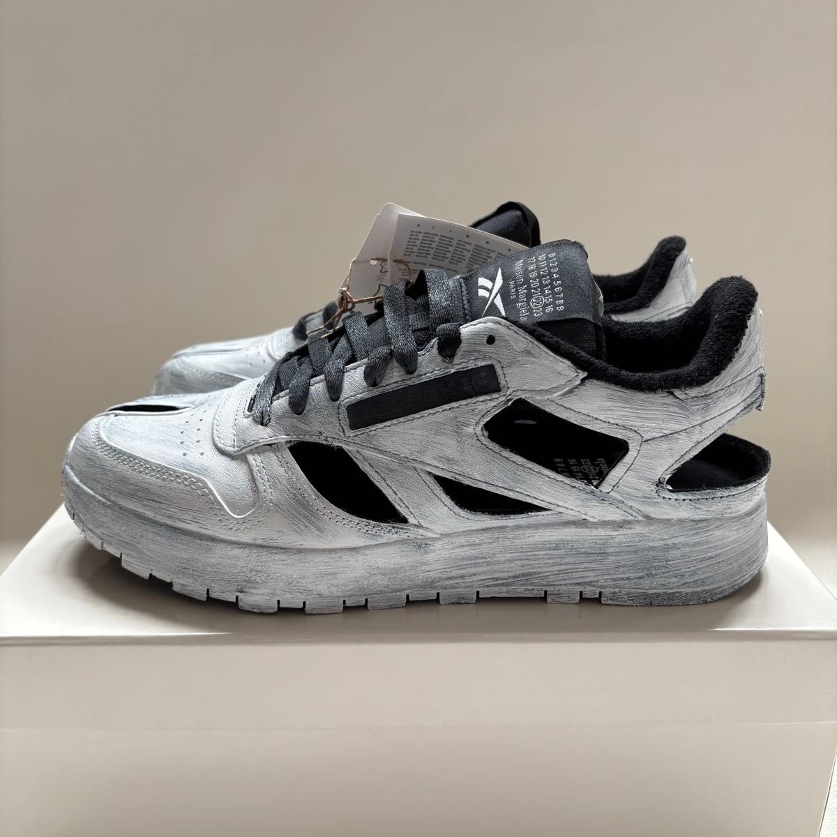 新品 メゾンマルジェラ リーボック タビ スニーカー 26 5