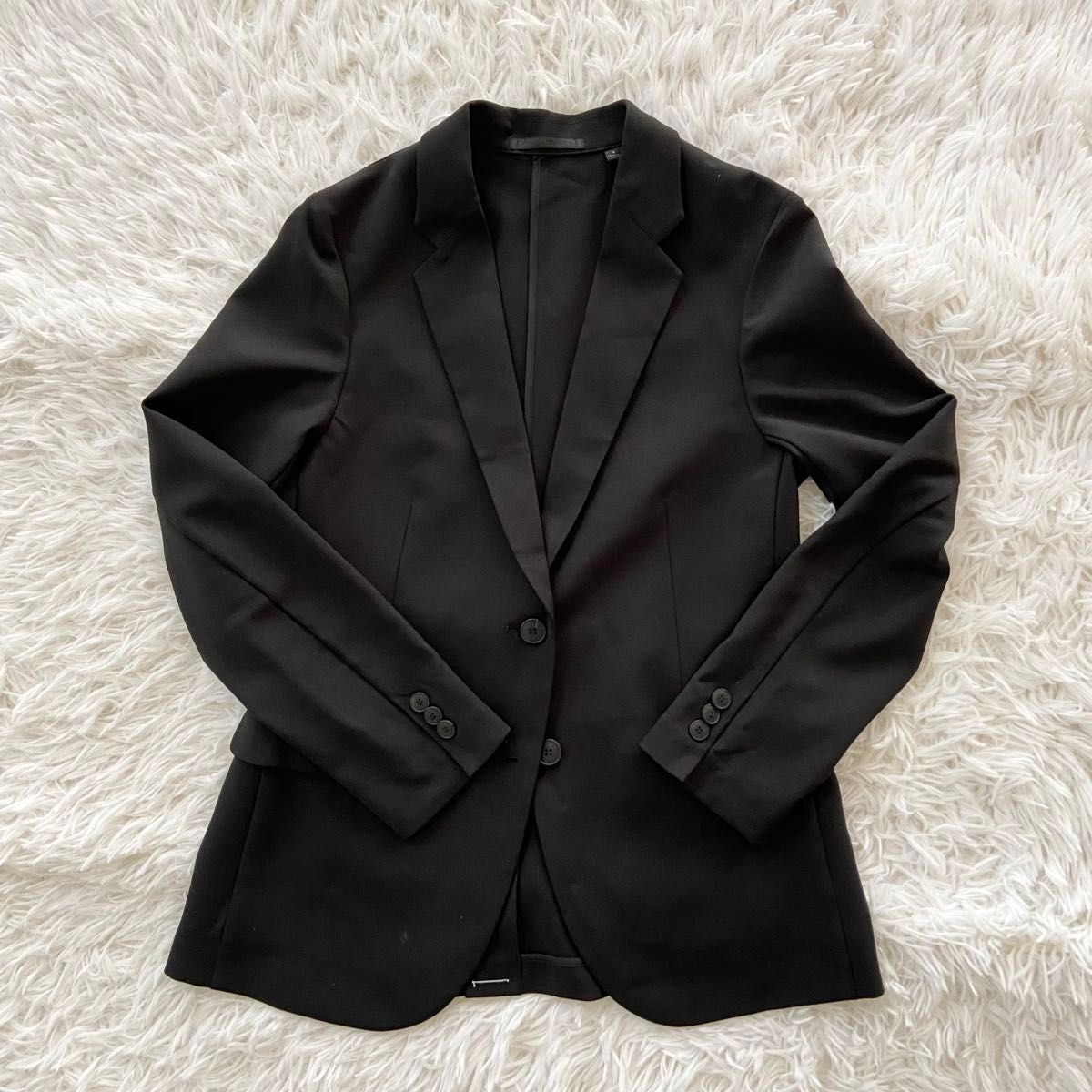 美品【ユニクロ】感動ジャケット パンツ セットアップ 黒 Sサイズ