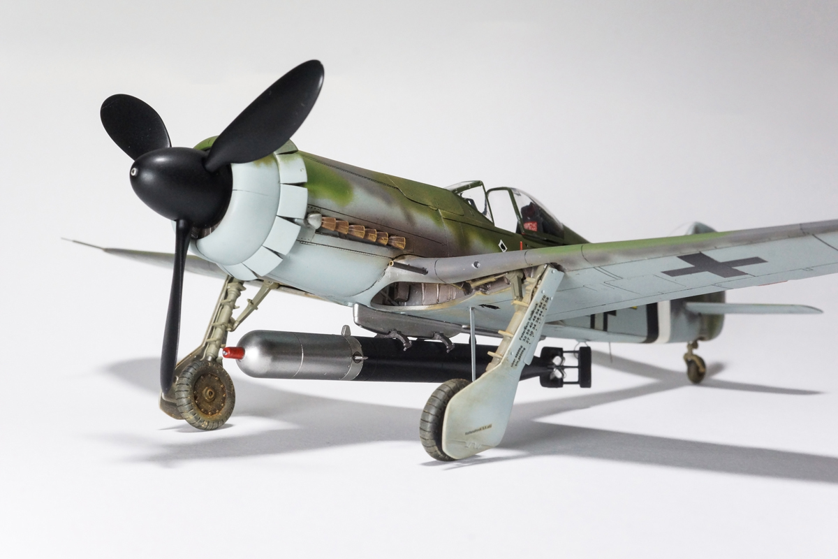 Yahoo!オークション - 完成品 Fw190 D-12雷撃機「TORPEDO FLUGZEUG」
