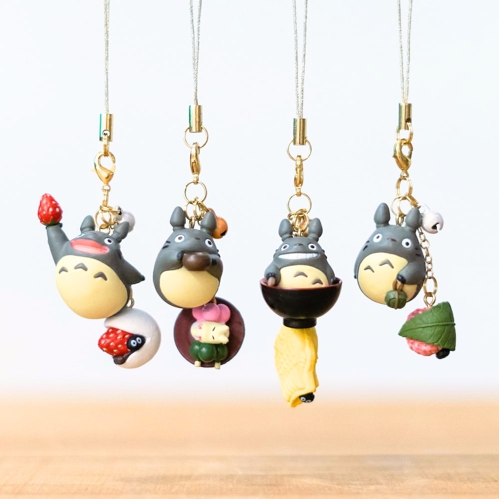 再入荷】となりのトトロ ストラップ / キーホルダー 和菓子ぶらりん