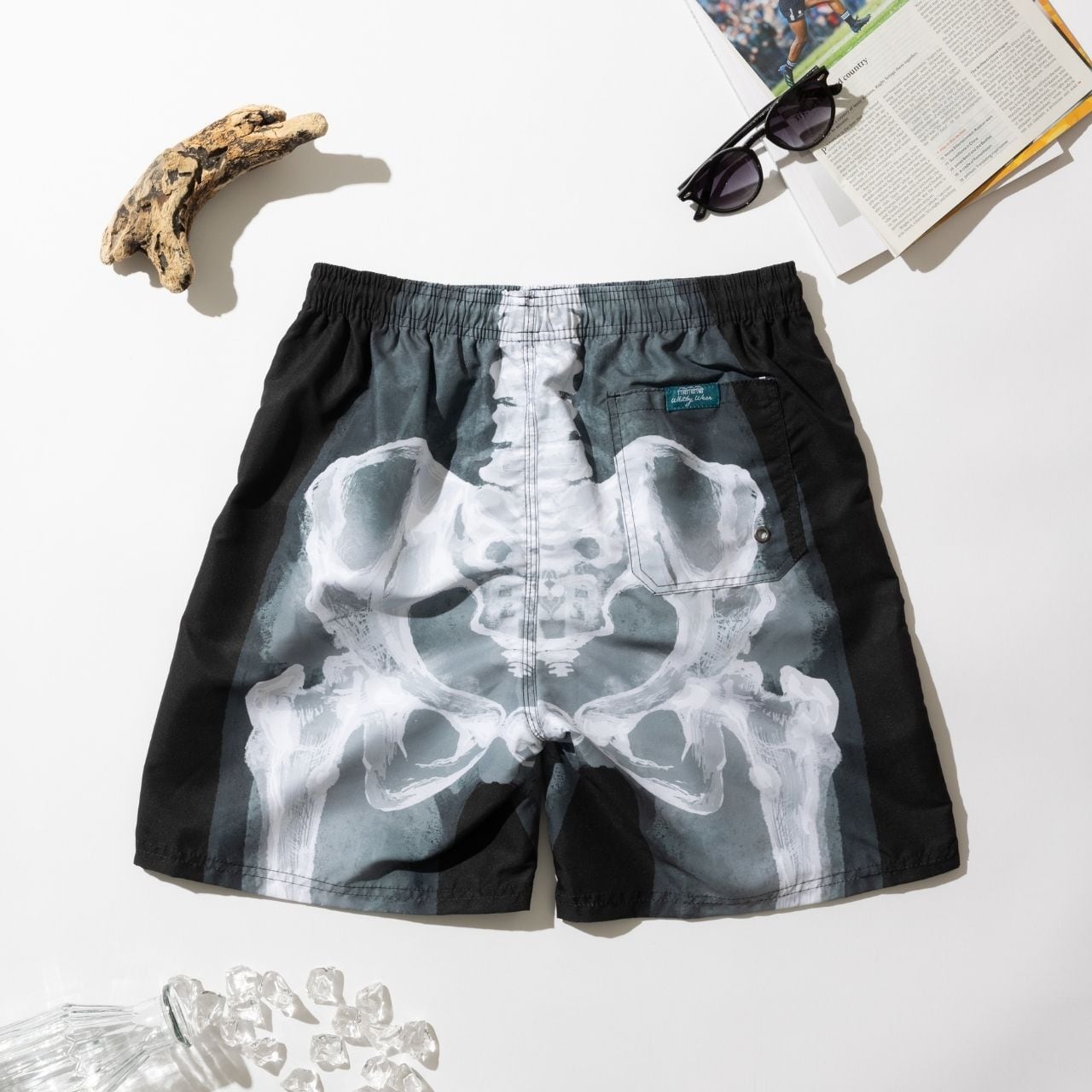 サーフパンツ MONO BONE | Whitby Wear - 英国サーフパンツブランド