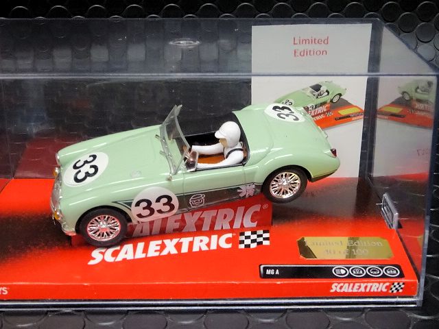 SCX 1/32 ｽﾛｯﾄｶｰ U10079-SF◇MGA ”UK スロットカーフェスティバル