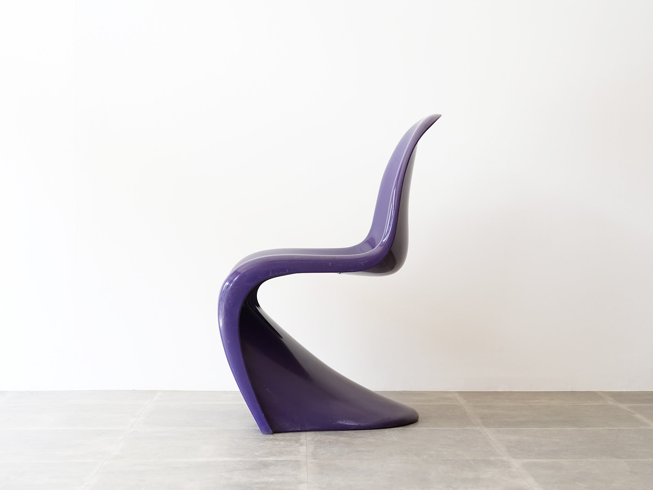 Verner Panton（ヴェルナー・パントン）パントンチェア “Panton Chair