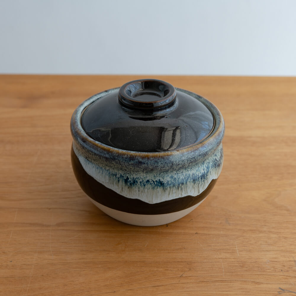 WEB限定】黒釉垂らし壺 -器市- | cocochi ｜ 家具と服と暮らしの店