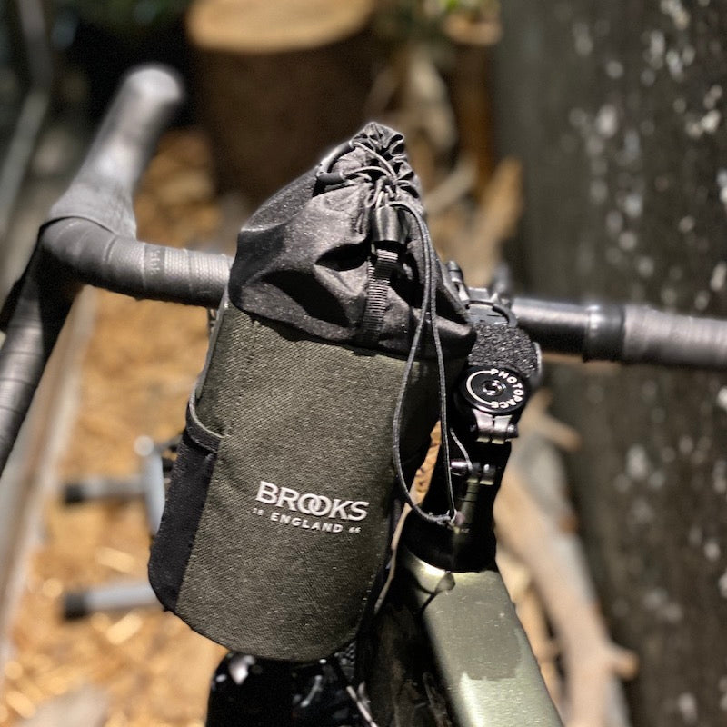 SCAPE FEED POUCH – COG TOKYO