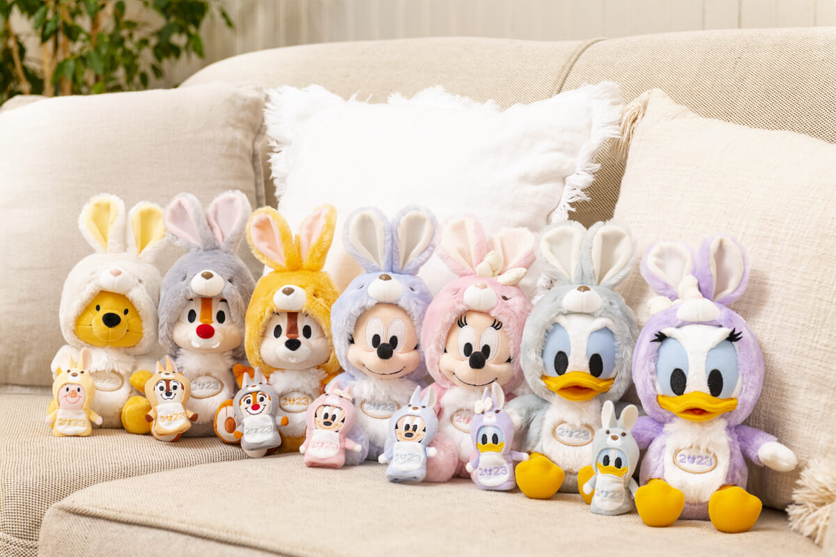卯(うさぎ)になりきり！“東京ディズニーリゾートのお正月2023
