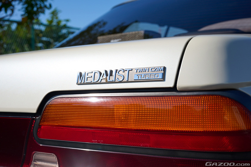 廃車寸前だった「つなぎ」の愛車は、いつしか「相棒」へ。1991年式日産