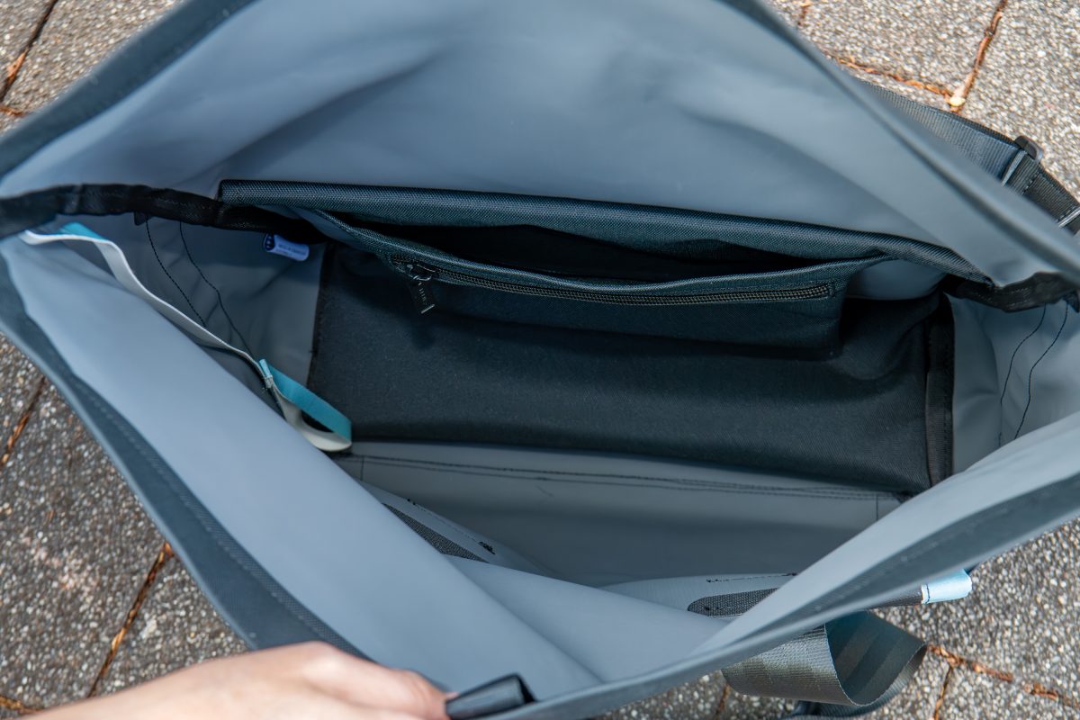 約72%の再生材料を使用！ 「フライターグ」の新作トートバッグは容量と