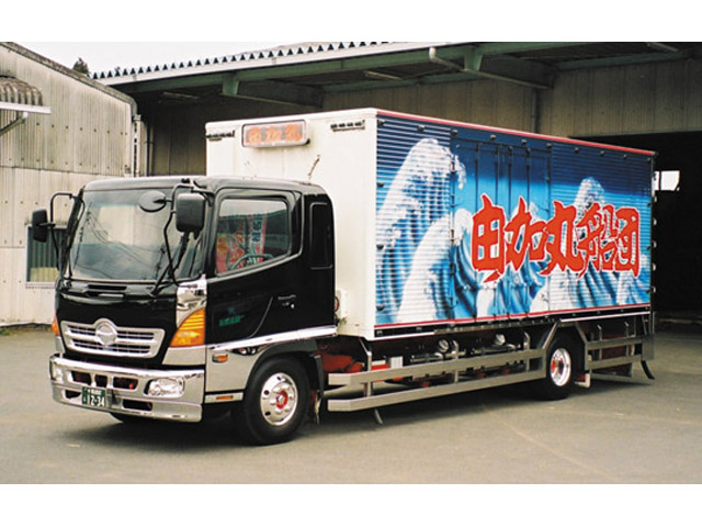 1/32 椎名急送 由加丸（保冷車） | 鉄道模型・プラモデル・ラジコン