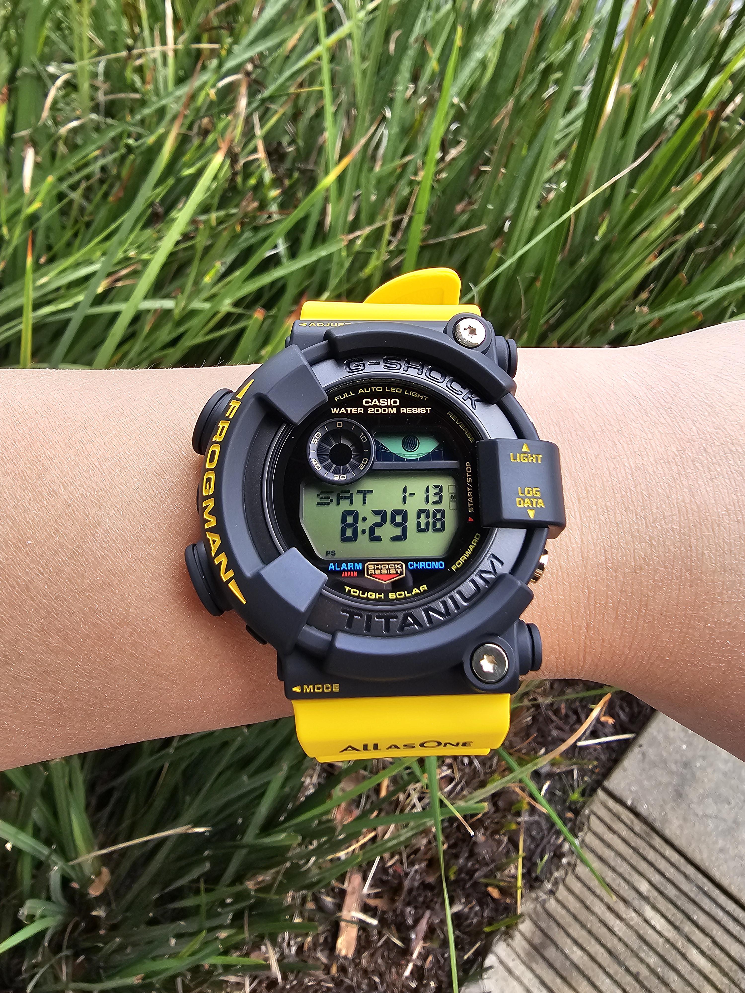 To a new year, and hoping the best for everyone. Got my G-Shock