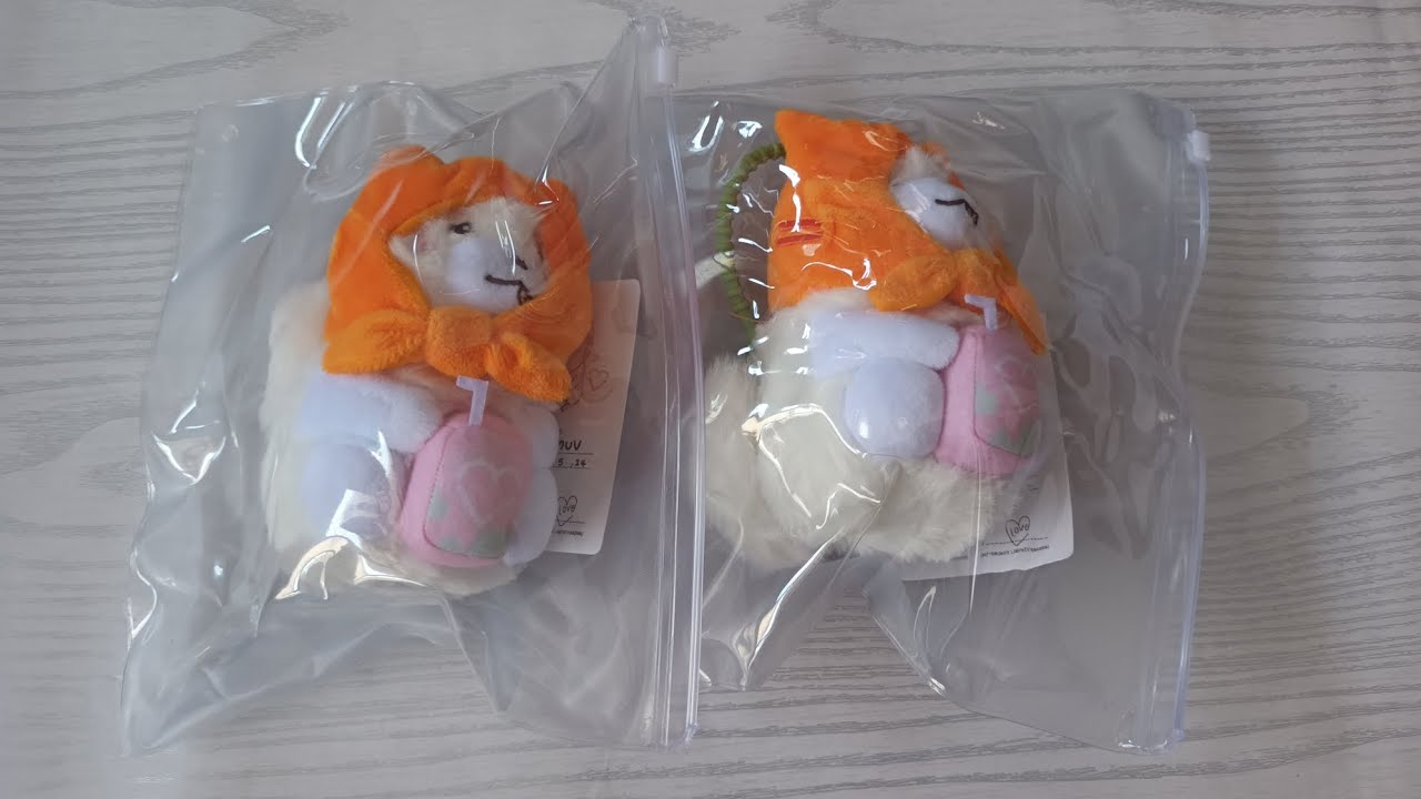 UNBOXING MuvMuv Doll Keychain by MilkLove - YouTube