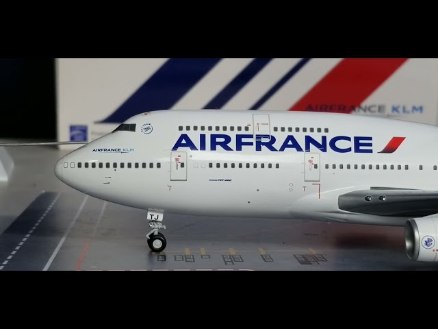 JC Wings 200 Air France B747-400 (The Commemorative Last Air