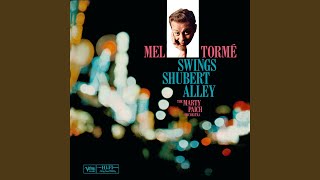 Too Close For Comfort | ジャズファン | ジャズの響きが心を揺さぶる