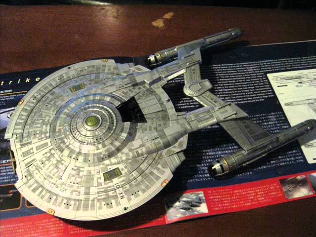 Bandai 1/850 Star Trek Enterprise NX-01 Review and Build by