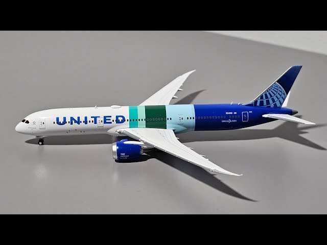 Gemini Jets 1:400 United Airlines Boeing 787-9 