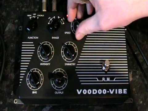 Roger Mayer Voodoo Vibe - YouTube