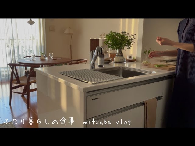 A housewife who loves the kitchen) The day the refrigerator