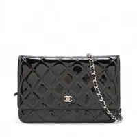 シャネル マトラッセ パテントレザー チェーンウォレット ブラック