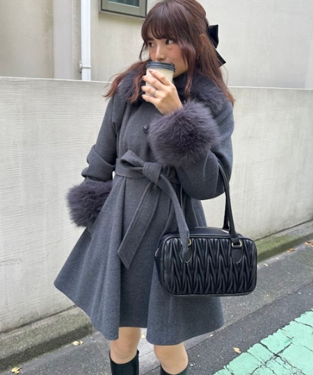 2wayフェイクファーカラーフレアコート/MAJESTIC LEGON