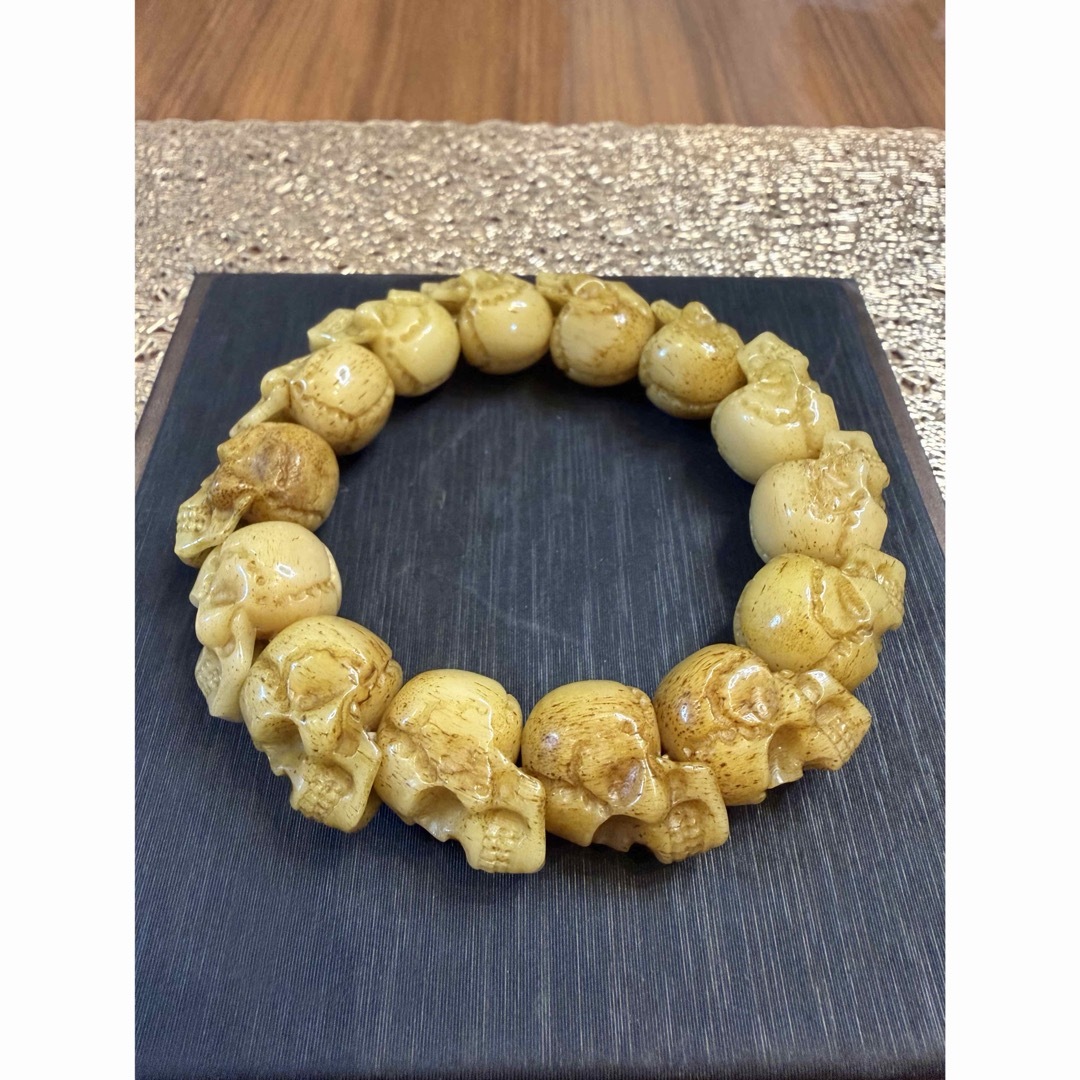 Z-765-2 天然 ラクダ骨 希少ドクロ 髑髏彫り ブレスレット魔除け