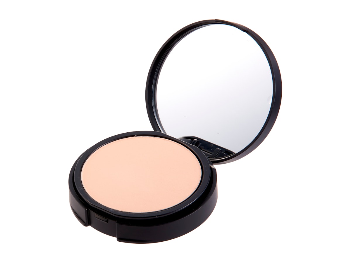 ベアミネラル ベアプロ 16HR パウダー ファンデーション ライト 20