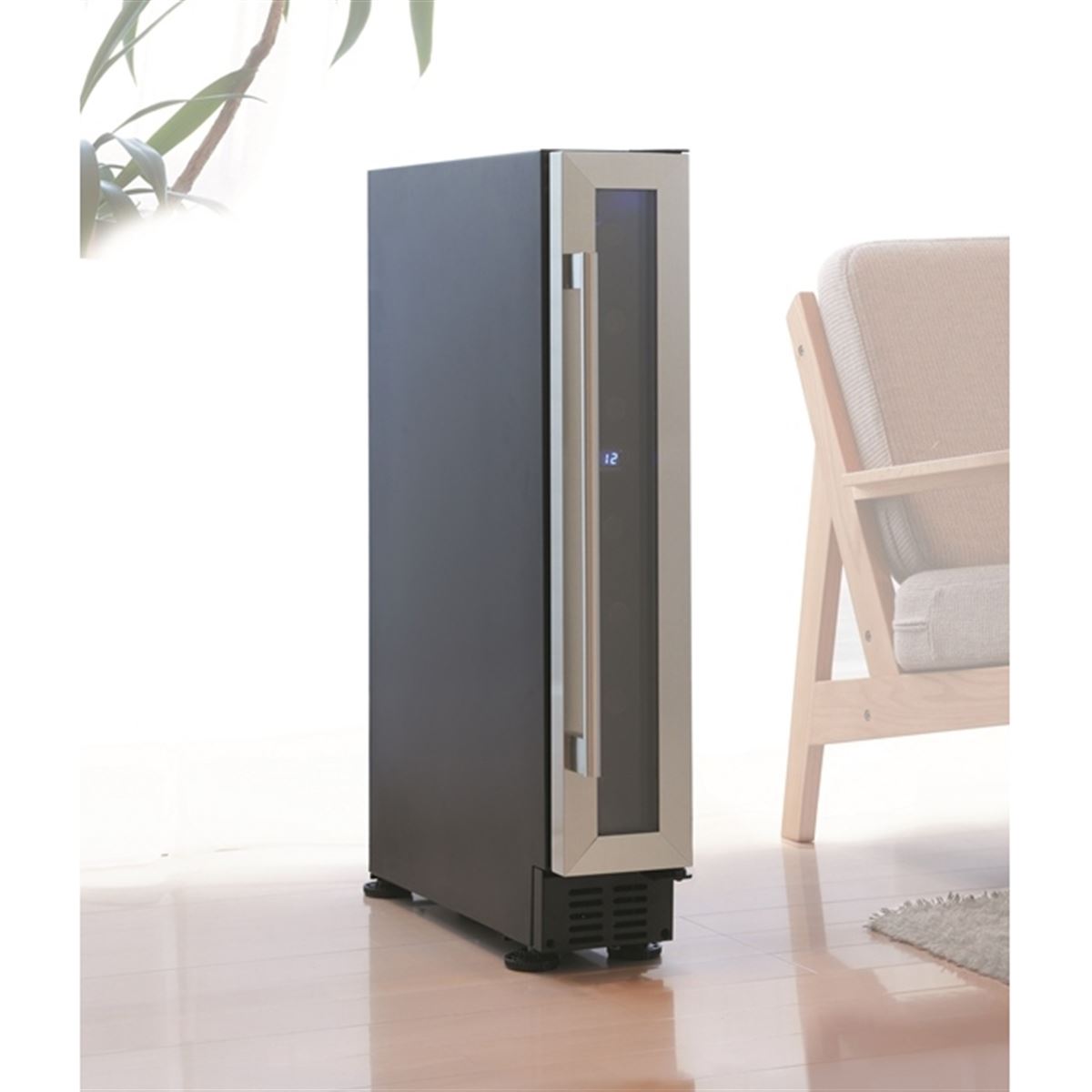 ドメティック、「極限の薄さ」がコンセプトの幅15cmワインセラー