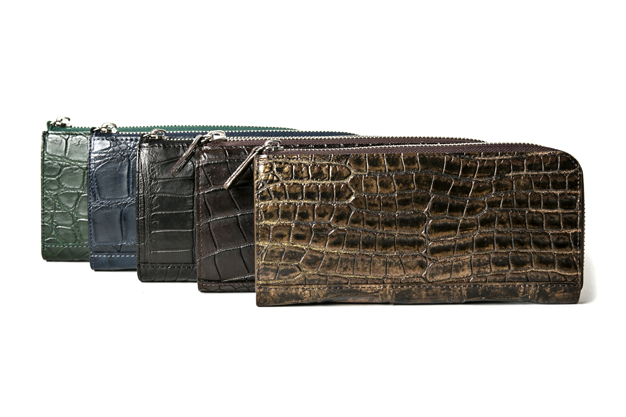 大人だけのもの」ではない世代を超えたクロコダイル財布の魅力