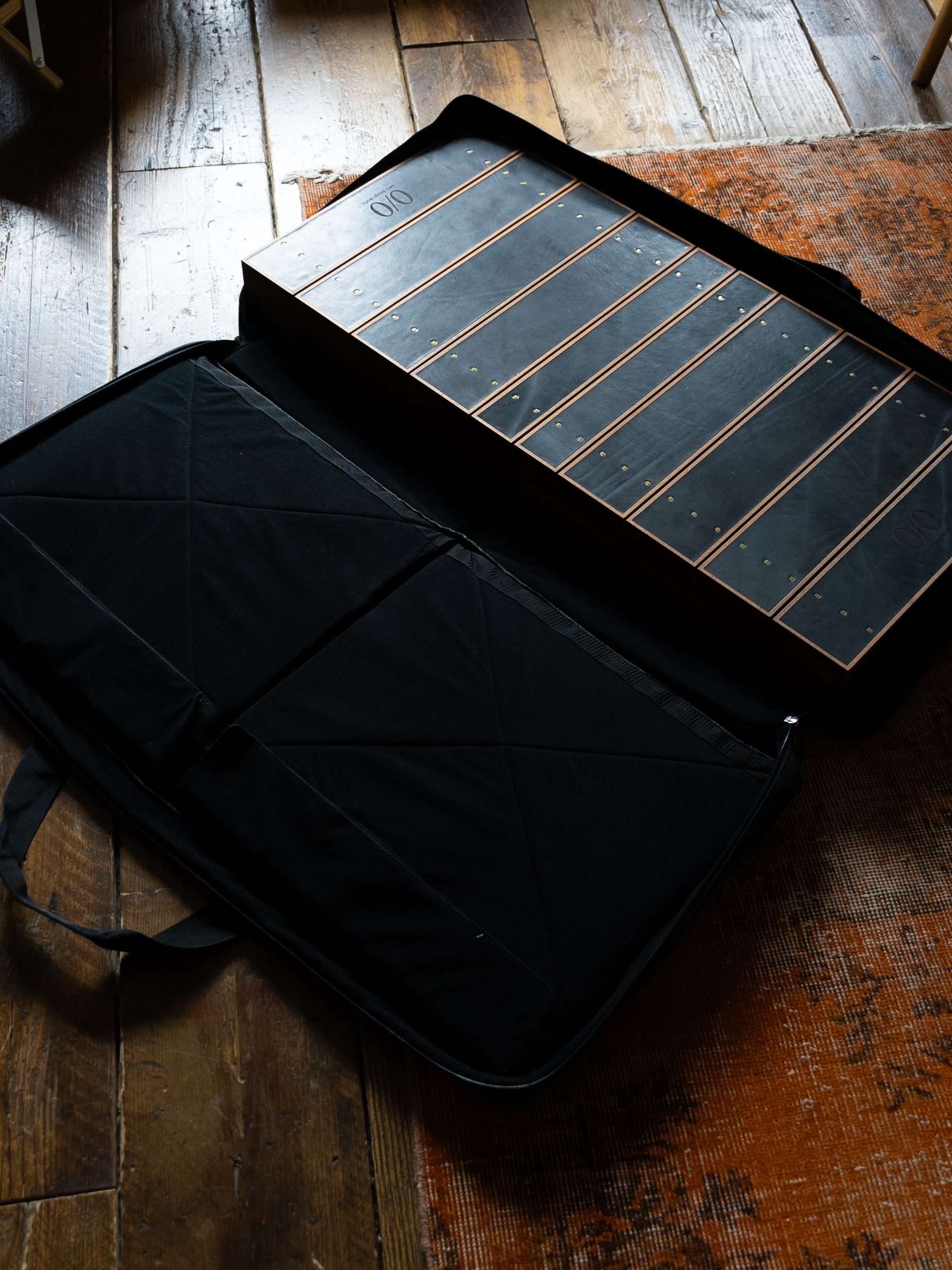 EXTENSIONTABLE CASE – LOG