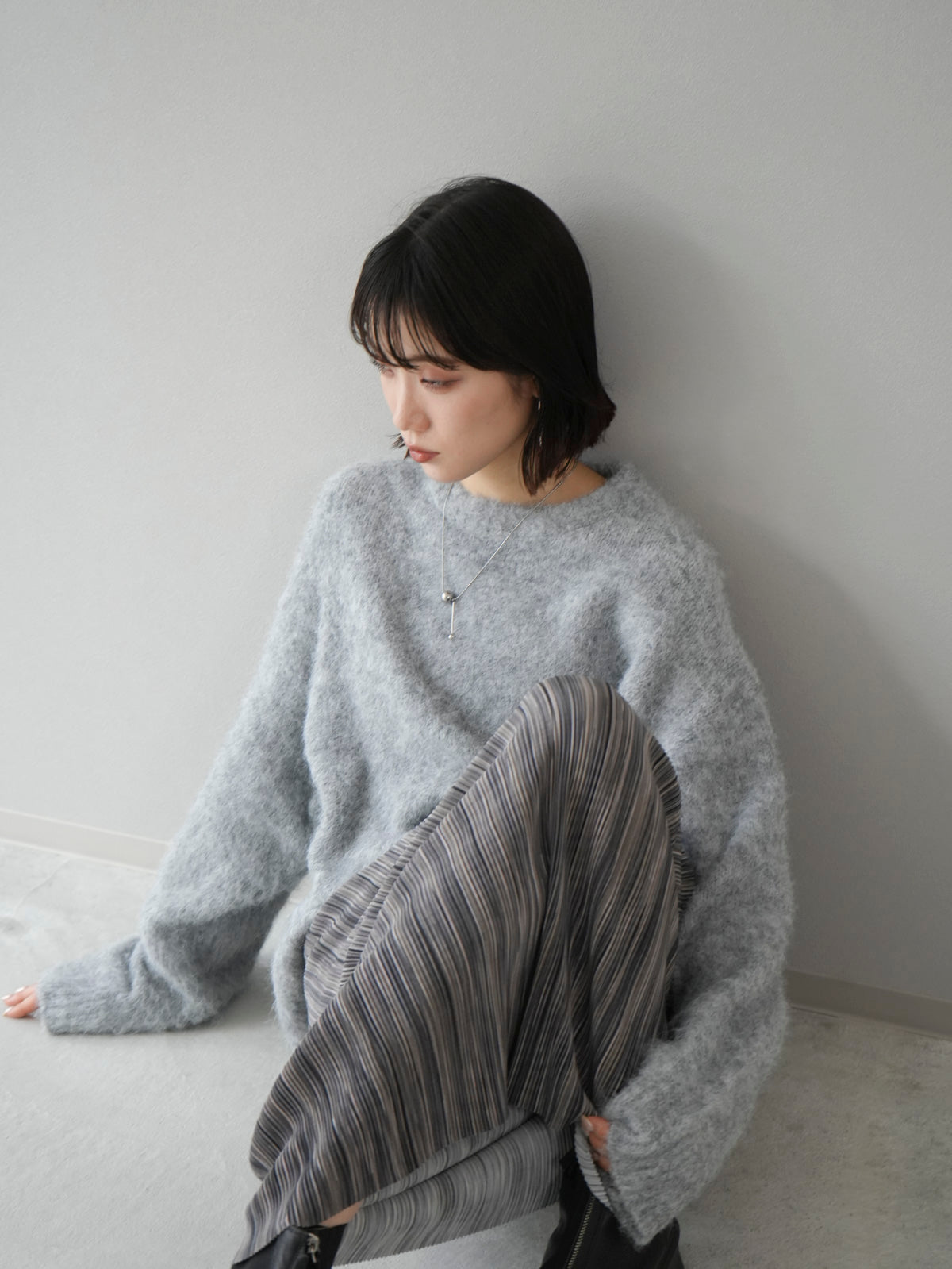 予約]ウール混モヘアタッチシャギーニットプルオーバー/グレー – Lumier