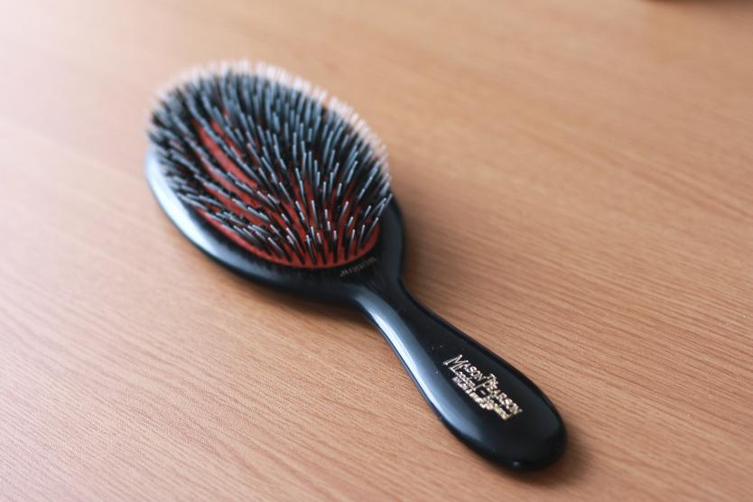 20年以上愛用している「魔法のヘアブラシ」。普通にとかしてるだけで