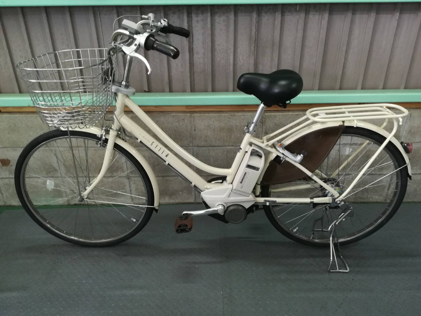 SOLD OUT】電動自転車 BRIDGESTONE ASSISTA STILA ホワイト 26インチ