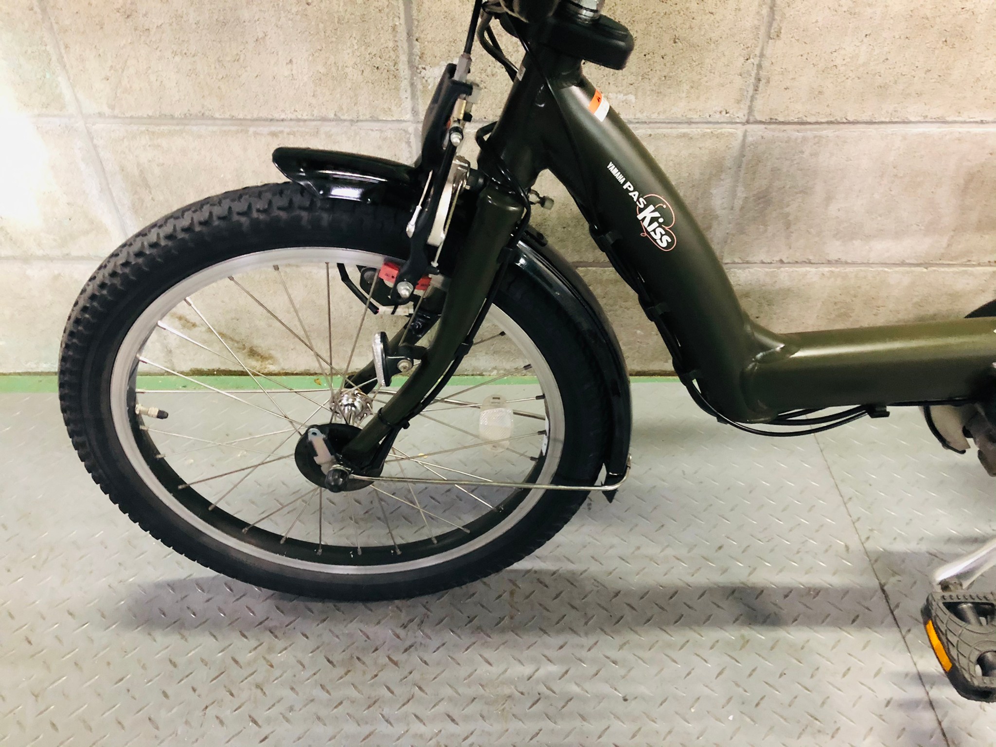 SOLD OUT】電動自転車 ヤマハ PAS kiss 20インチ 3人乗り適合 8Ah