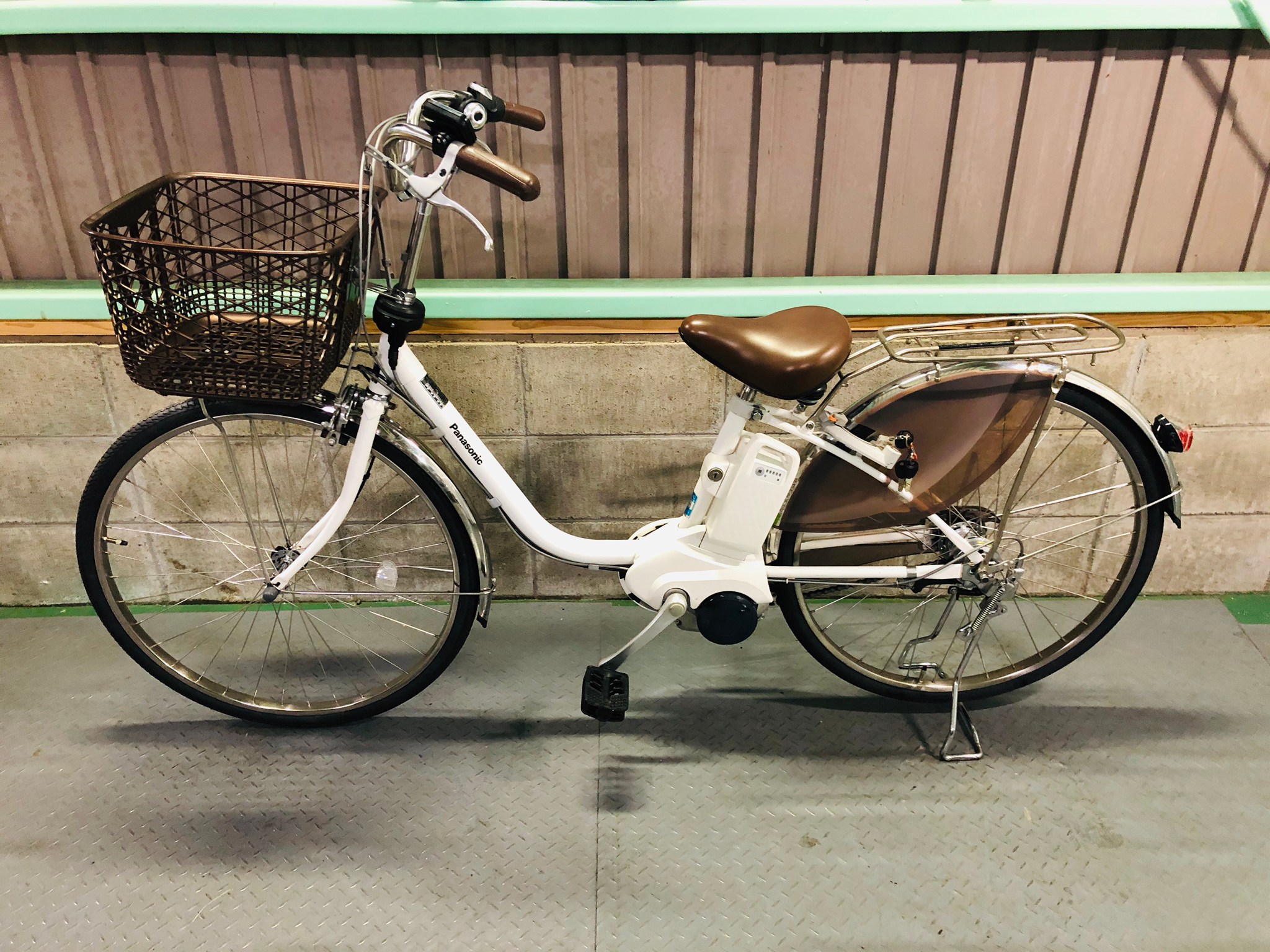 SOLD OUT】電動自転車 パナソニック 最新デジタル 26インチ 白 16Ah